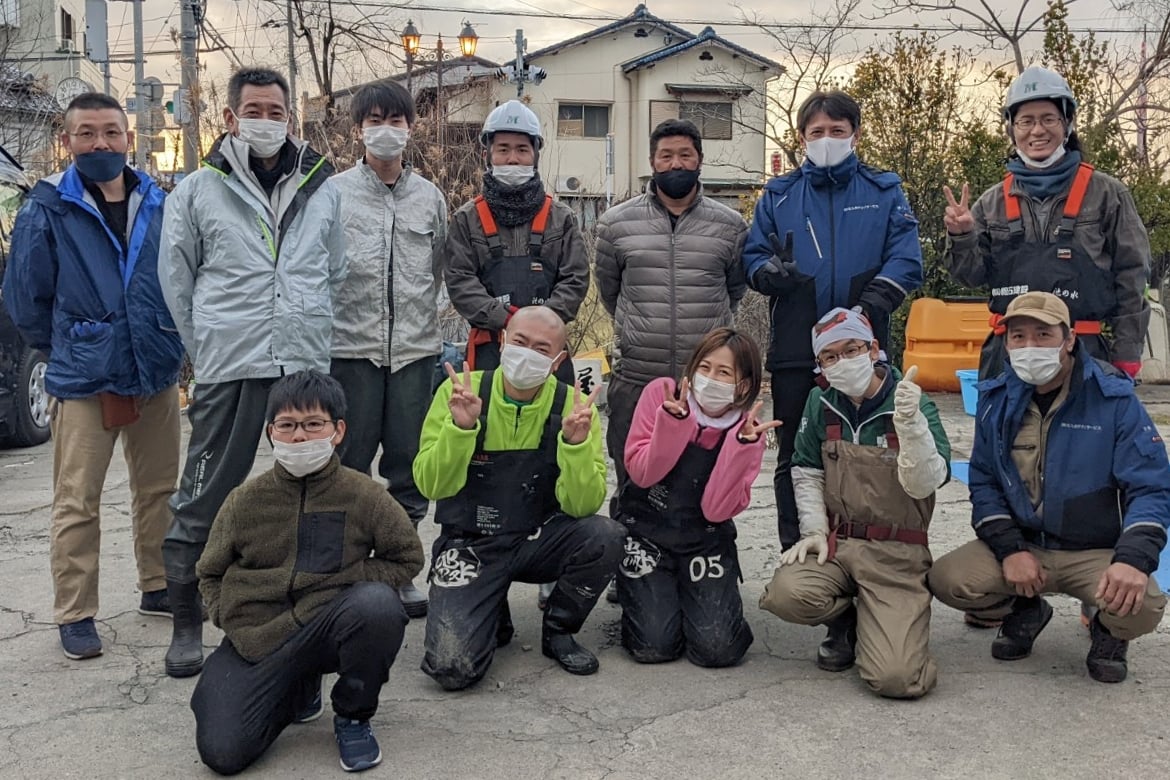 池の水ぜんぶ抜く